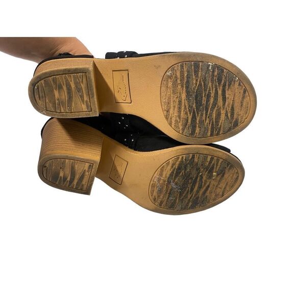 Rocket Dog Suede Studded Peep Toe Wedges - Picture 12 of 12